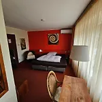 Donnersberg מלון 3*